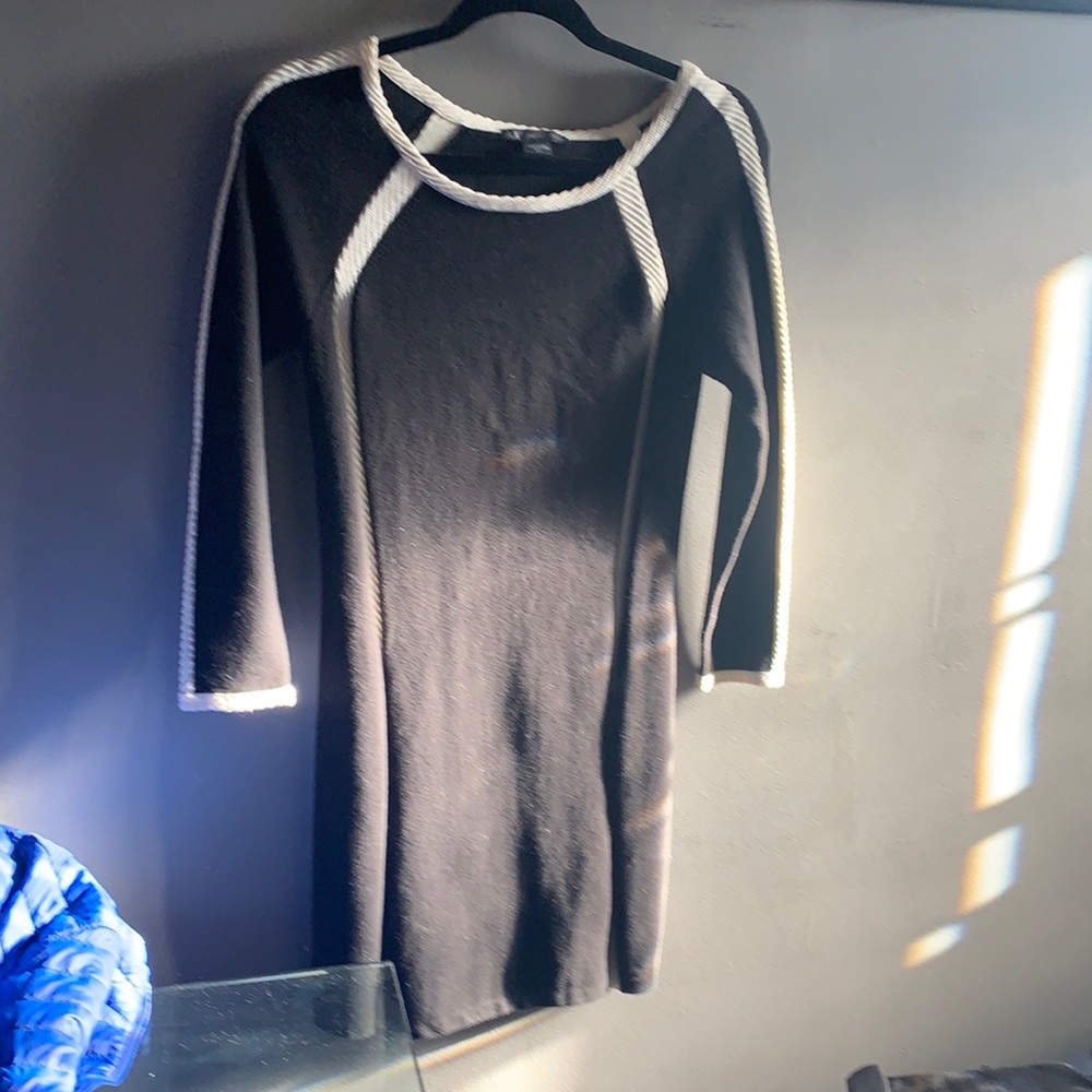 Selling a wool Armani Dress never worn